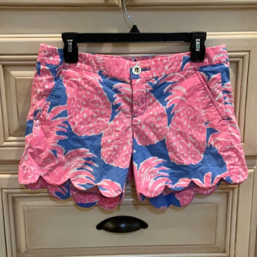 Lilly Pulitzer Scalloped Shorts